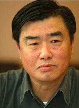 阎世铎背景,从政界精英到企业领袖的跨界传奇